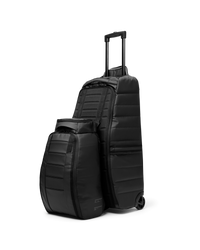 Hugger Backpack 30L Reflective Black-4.png