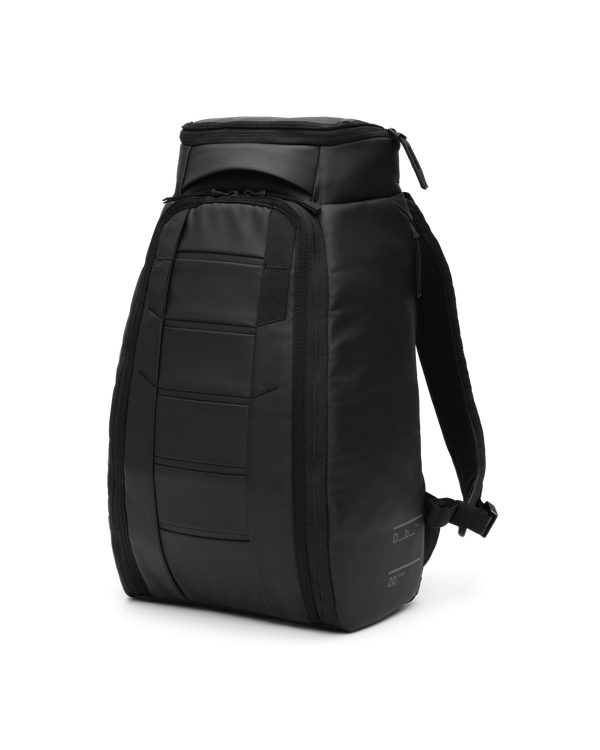Db Hugger 30L Backpack Black