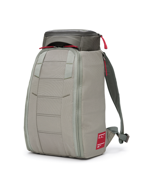 Hugger Backpack 25L Sand Grey | Db Journey US