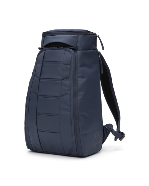 Hugger_Backpack_20L_Blue_Hour_