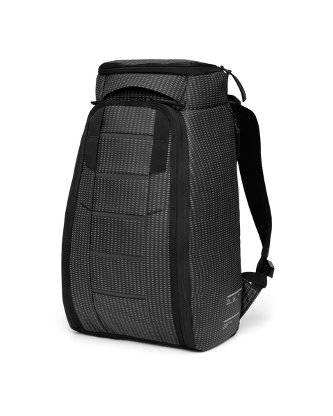 Hugger_Backpack_20L_Reflective