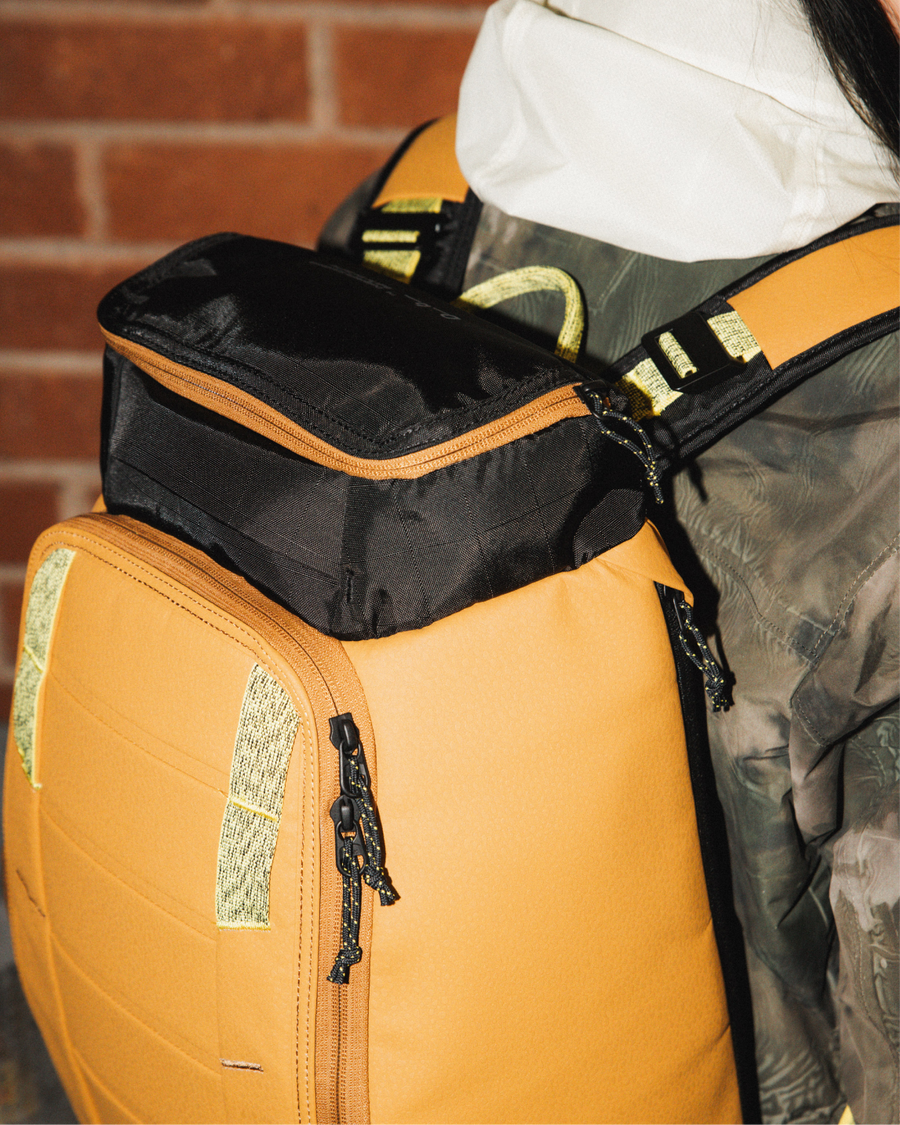 Hugger Backpack 25L Acorn Brown