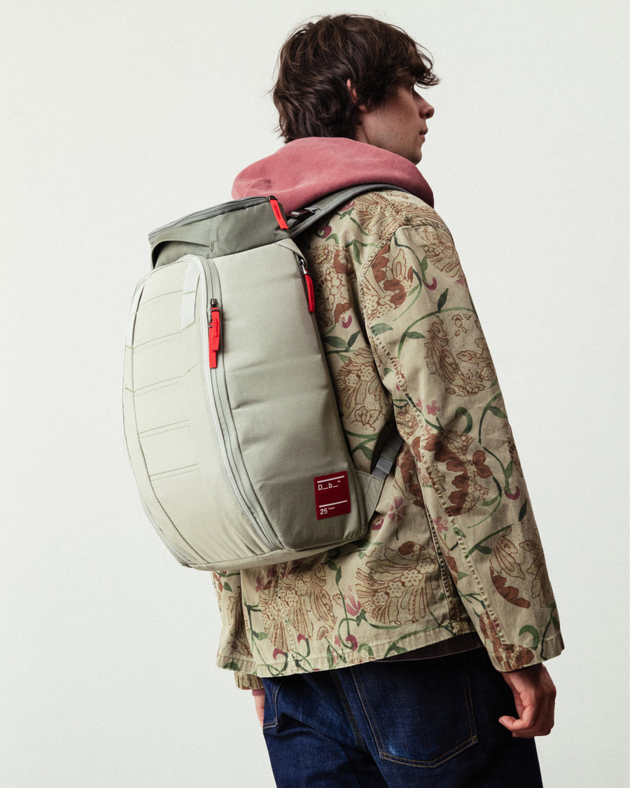 Hugger Backpack 25L Basil Green
