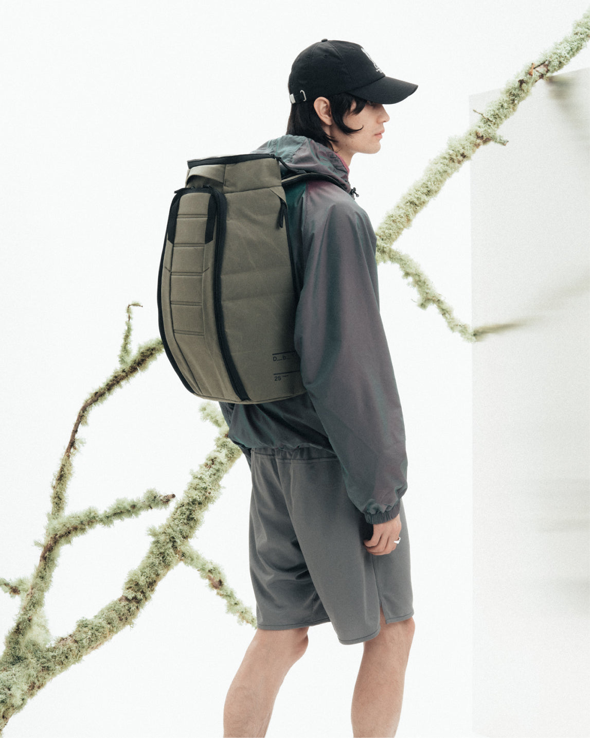 Hugger Backpack 25L Forest Green | Db Journey Norway
