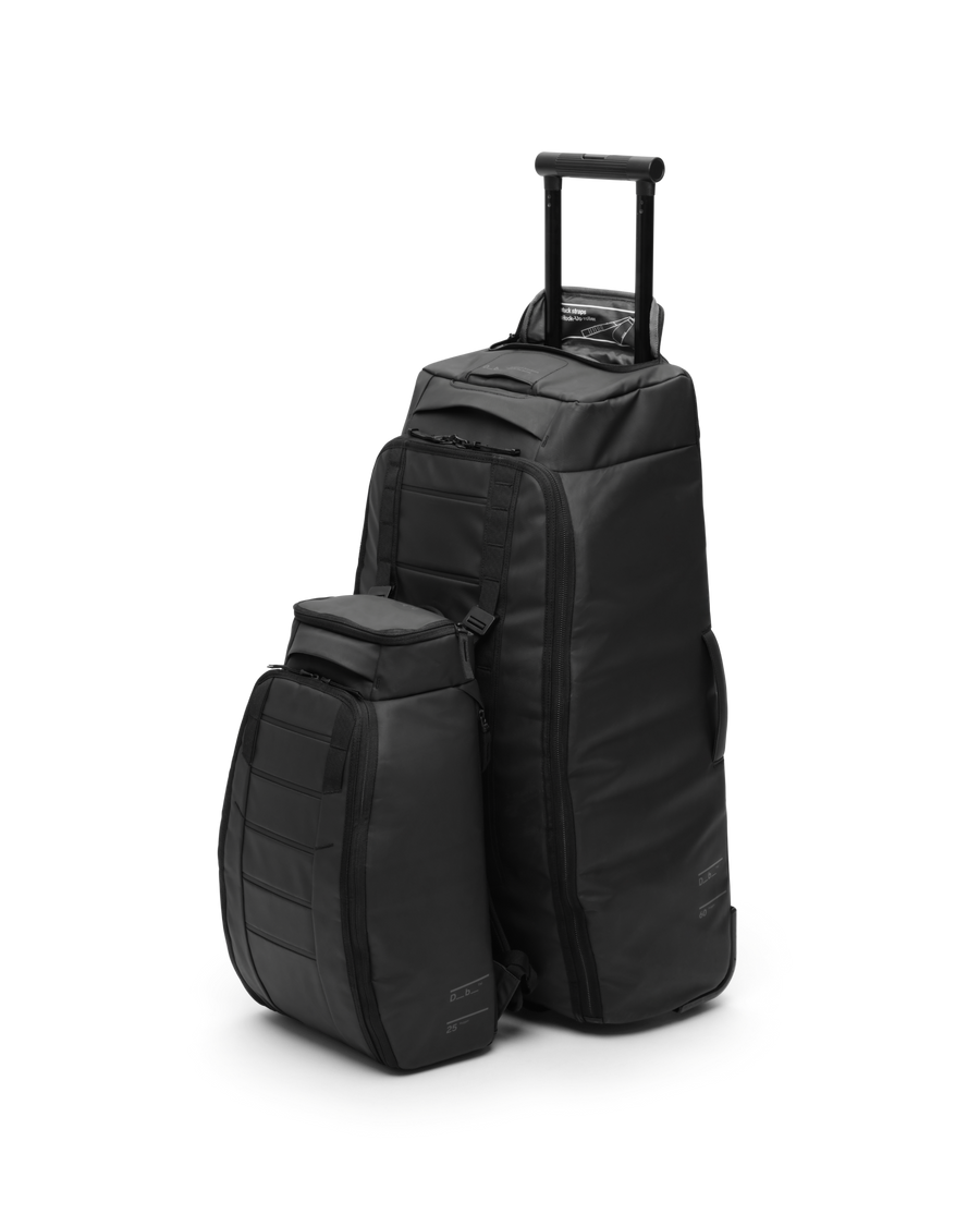 Hugger Backpack 25L Black Out