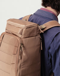Hugger Backpack 30L Affogato Brown