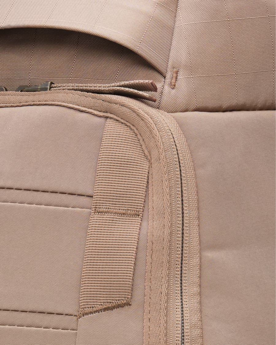 Hugger Backpack 30L Affogato Brown