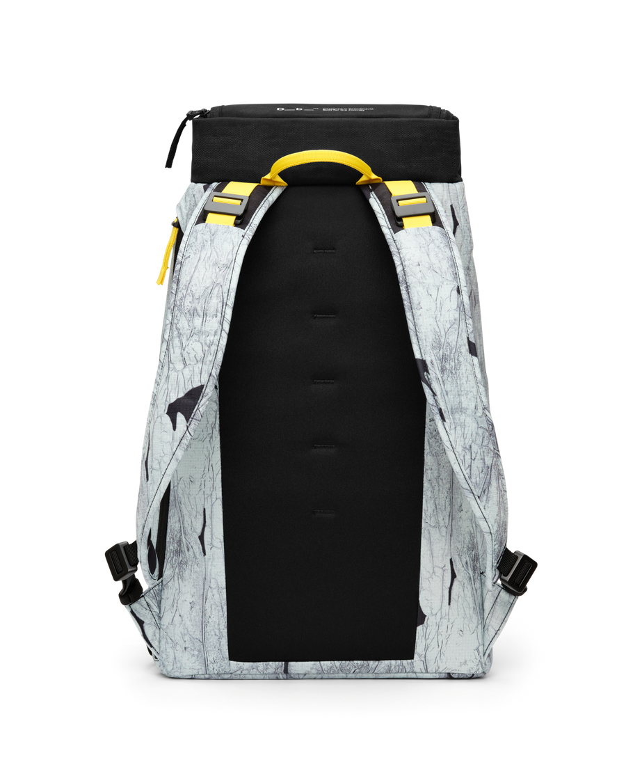 Hugger Backpack 30L Basalt White