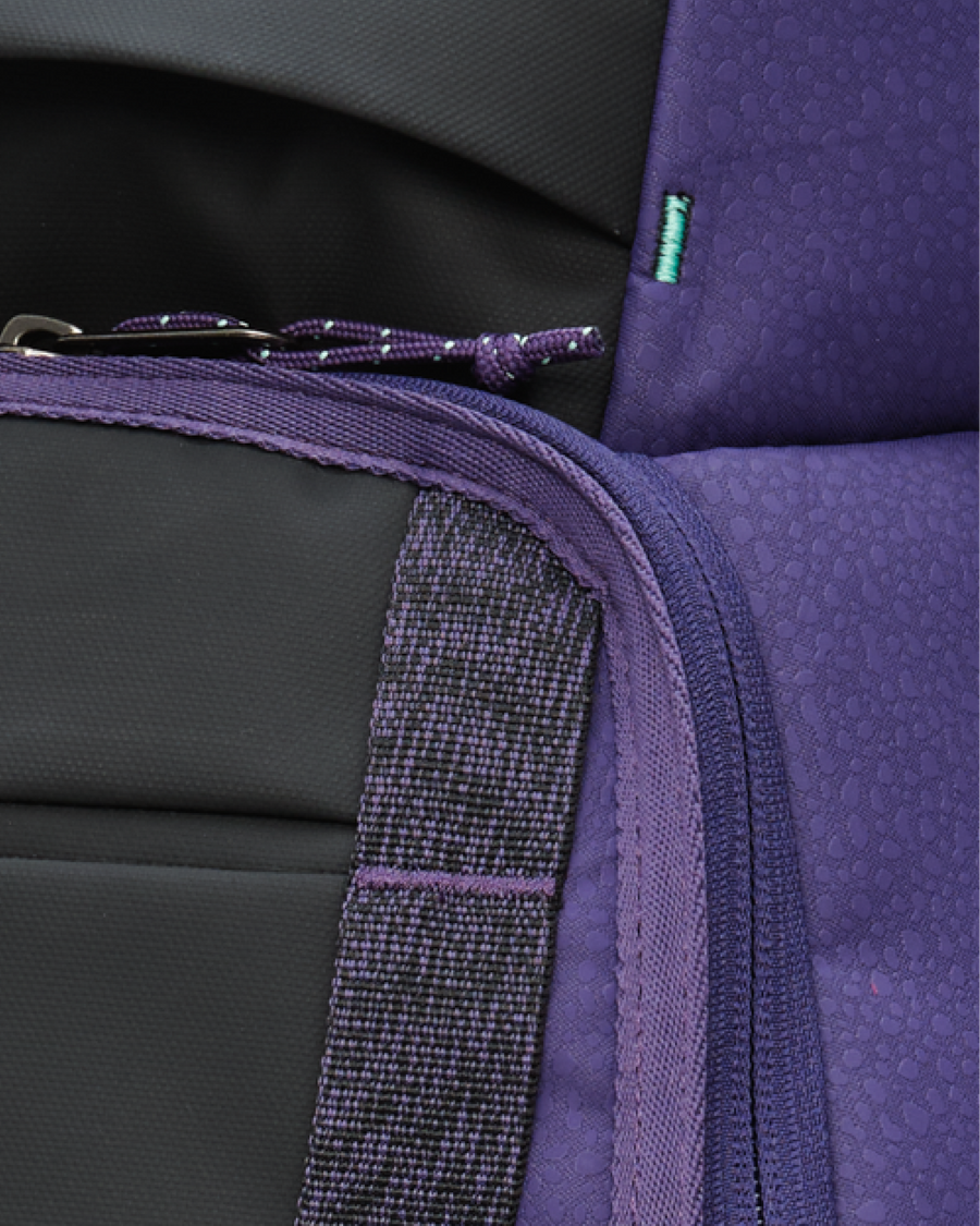 Hugger Backpack 30L Black Purple