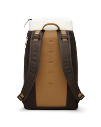 Hugger Backpack 30L Cappuccino