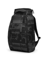 Hugger Backpack 30L Db x Former