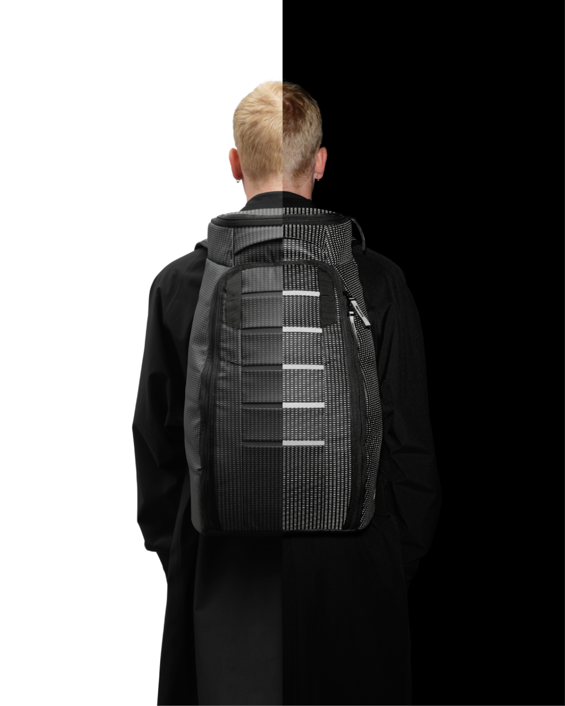 Hugger Backpack 30L Reflective Black | Db Journey Norway
