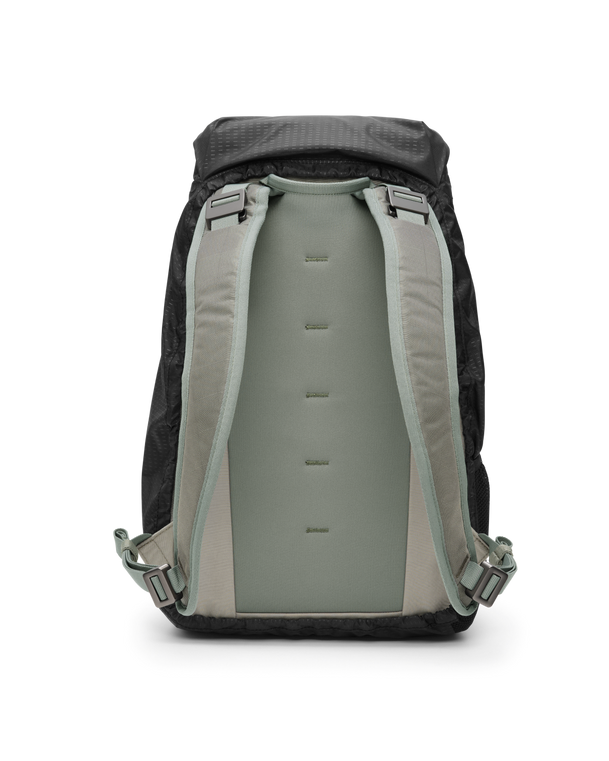 Hugger Rain Cover 20L Black Out