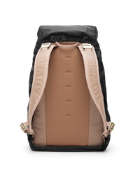 Hugger Rain Cover 25-30L Black Out