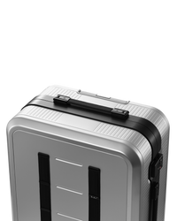 Ramverk Alu Check-in Luggage Medium Silver