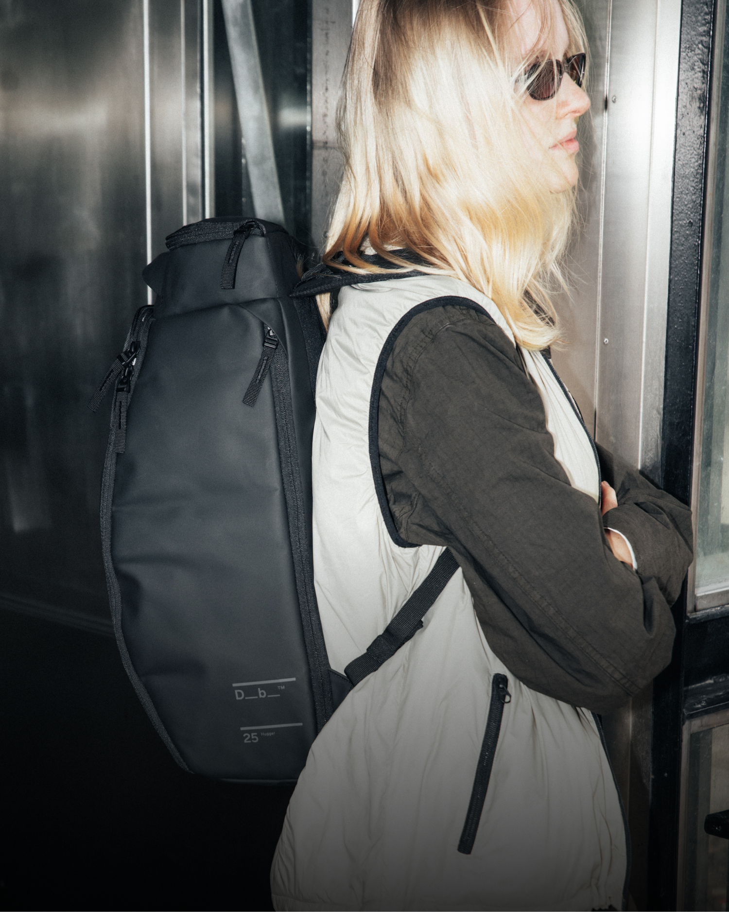 (取寄) Db ランバーク 26L バックパック Db Ramverk 26L Backpack Black Out Ramverk Pro Backpack 26L Black Out | Db Journey US