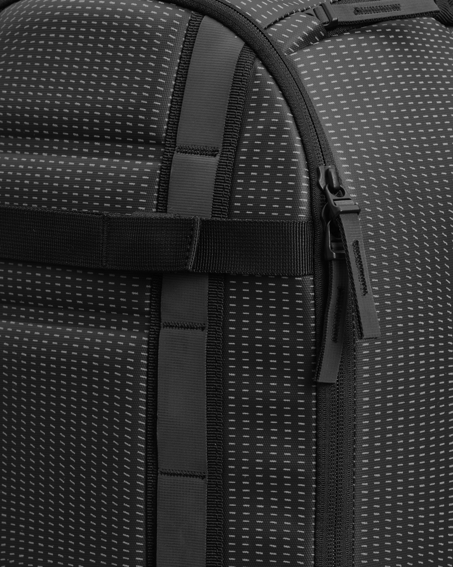 Ramverk Backpack 21L Reflective Black33.png