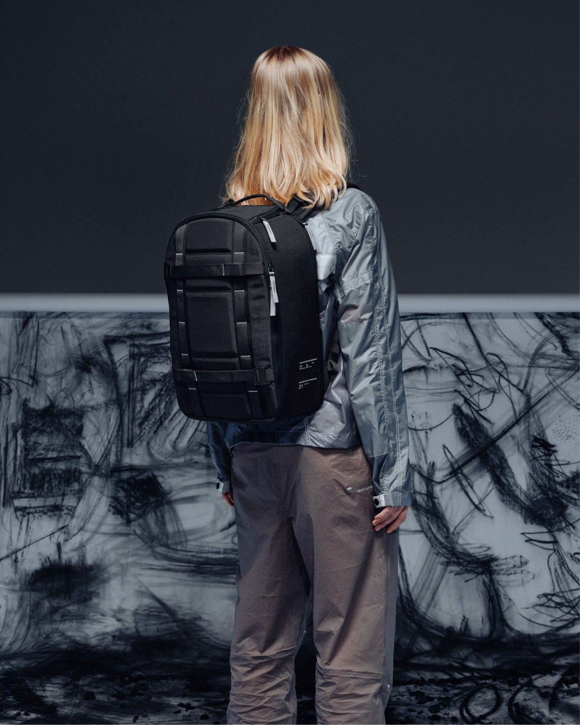 Ramverk Backpack 21L Charcoal Grey | Db Journey Europe