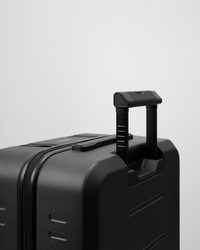 Ramverk Front-access Carry-on Black Out