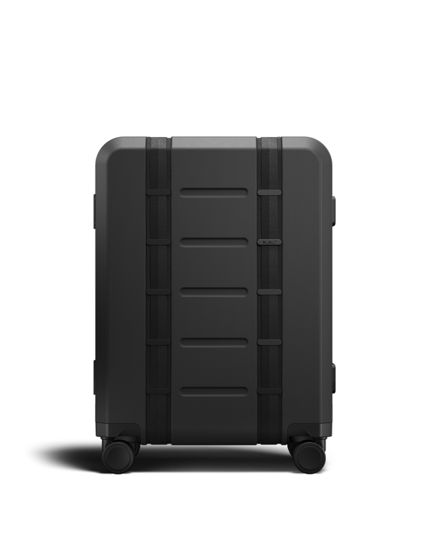 Ramverk Pro Carry-on Black Out