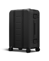 Ramverk Pro Check-in Luggage Medium Black Out