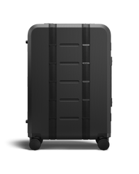 Ramverk Pro Check-in Luggage Medium Black Out