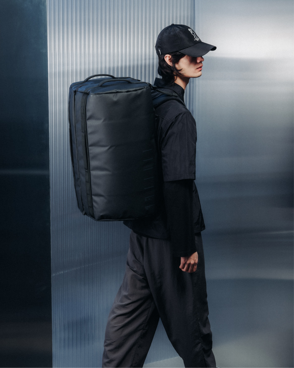 Roamer Pro Split Duffel 90L Black Out | Db Journey Europe Roamer Pro Split Duffel 90L Black Out | Db Journey Europe