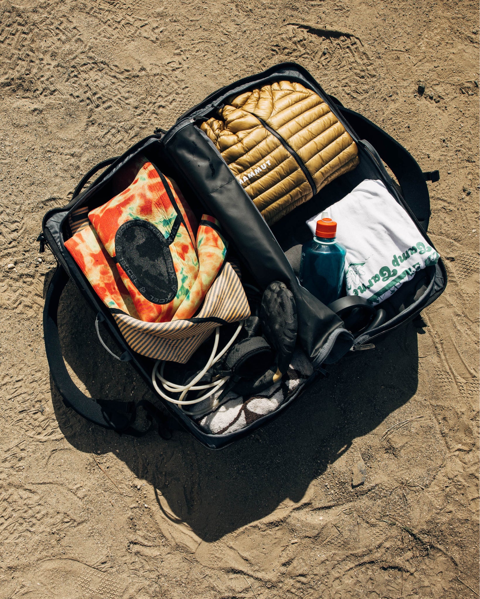 Roamer Pro Split Duffel 70L Black Out | Db Journey US