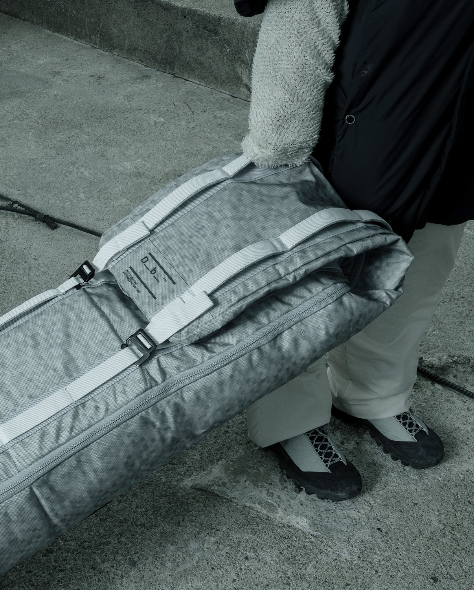 Snow Roller Pro 70L White Noise | Db Journey Canada