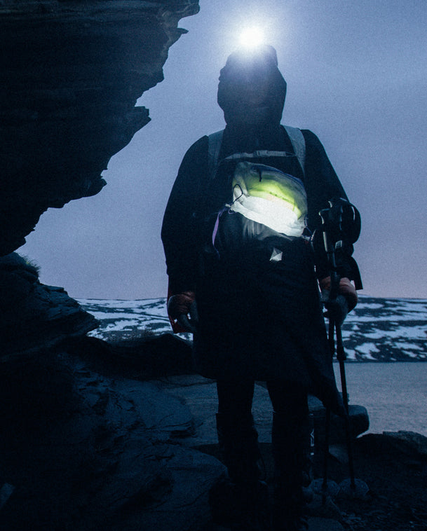 Weigh Lighter Sling 10L Aurora