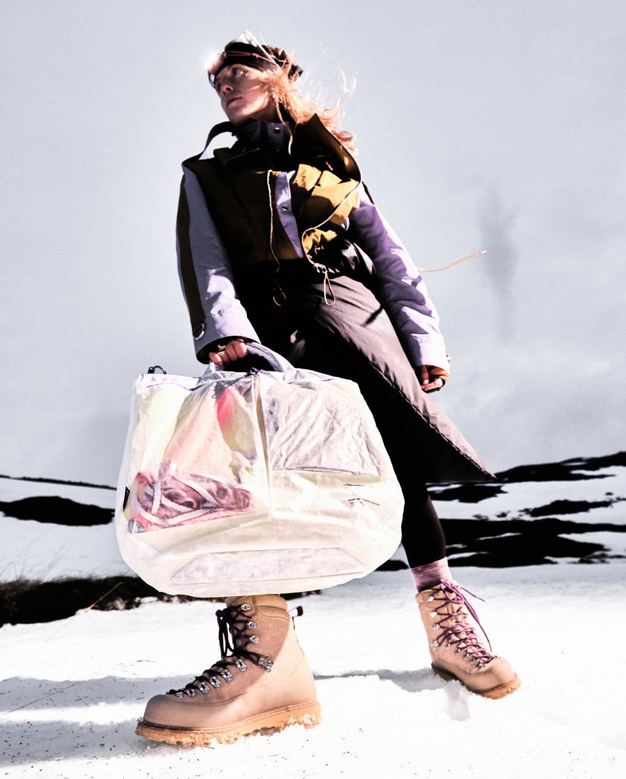 Weigh Lighter Helmet Bag 32L Aurora