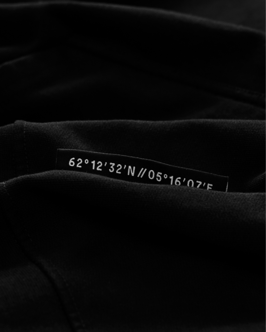 Black Out / XXS