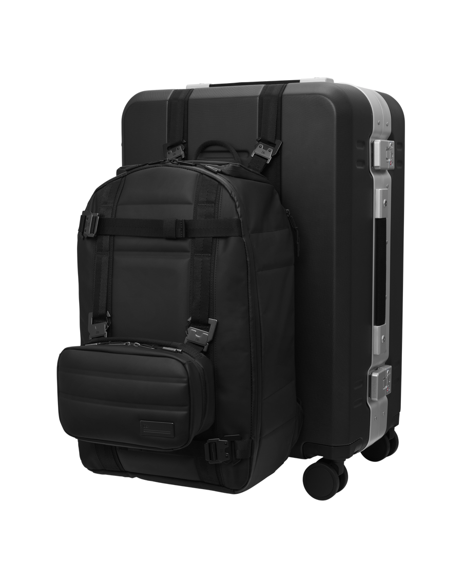 Ramverk Pro Check in luggage medium black out-3.png