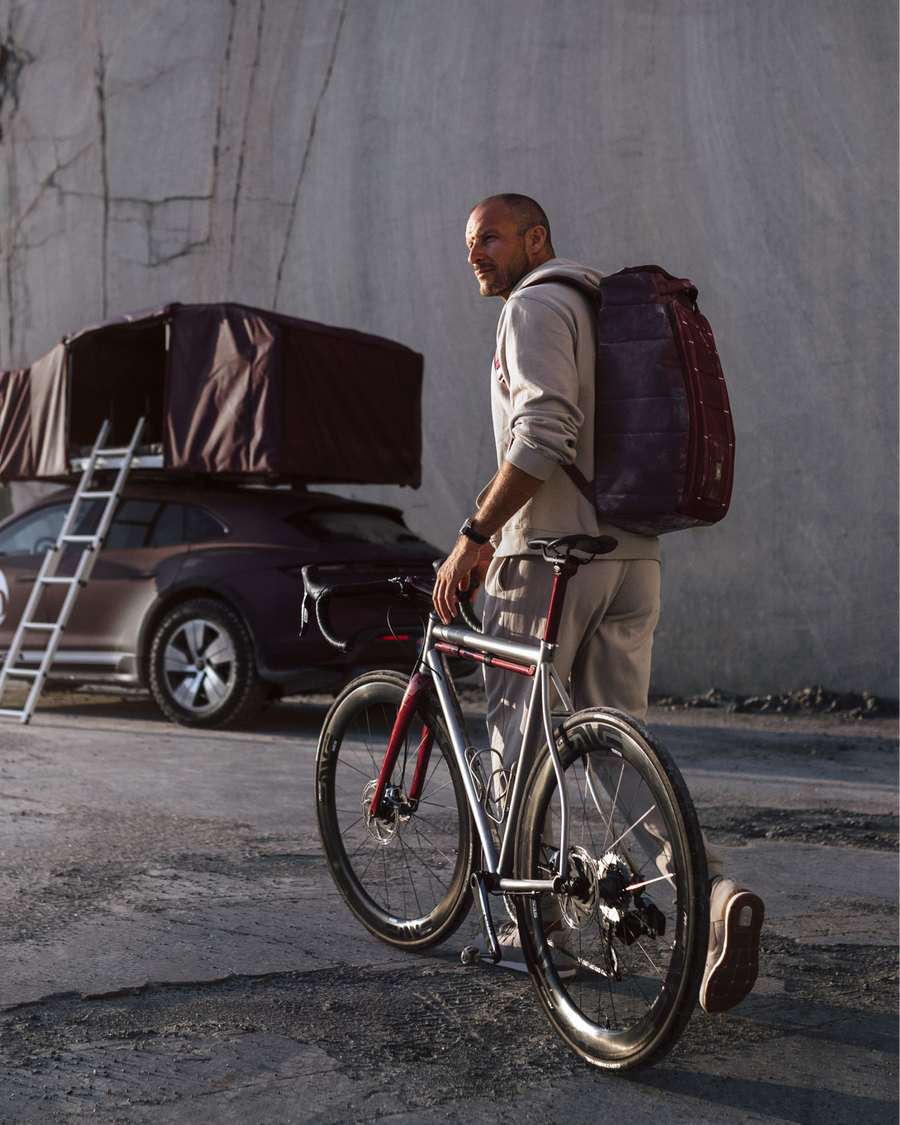 Strom30LBackpack_RASPBERRY_9270e5e1-1184-46fb-951d-bad8a5f445e3.png