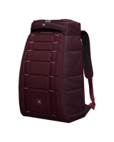 TheStrom30LBackpack-6_ff3b827a-9ef2-4281-b514-65e9e8e3cde7.png
