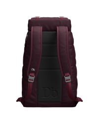 TheStrom30LBackpack-7_c46766c5-7c17-4af7-9739-cb42784b0056.png