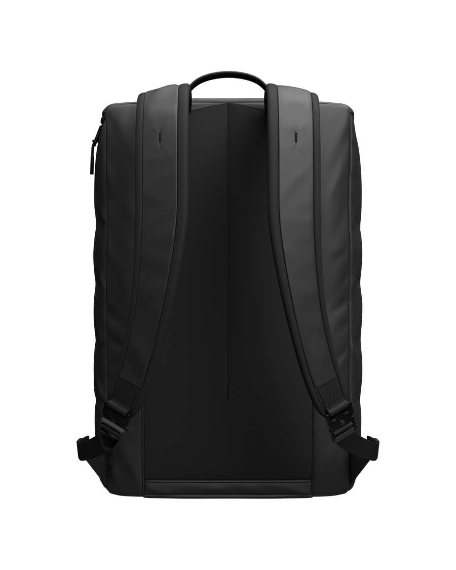 TheVinge15LBackpack-10.png
